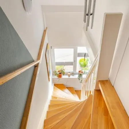 Appartement Schoene Gemuetliche Unter Dem Dach *